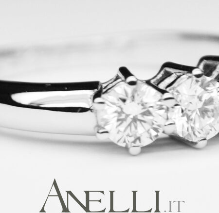 Anello Trilogy 0,54 carati D-VS1