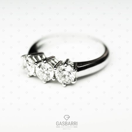 Anello 3 Diamanti 1 Carato D-VS1 GIA