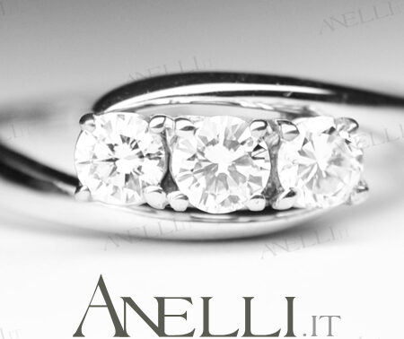 Anello Trilogy 0,60 carati E-VVS1