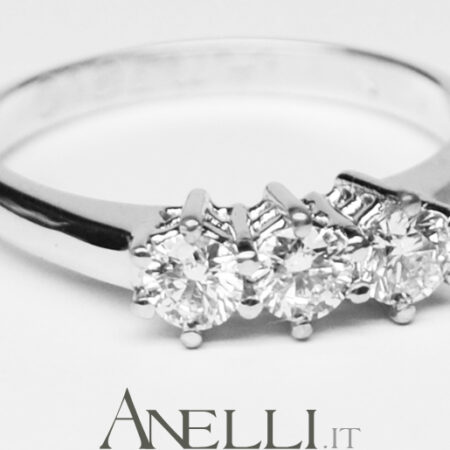 Anello Trilogy di Diamanti 0,60 ct E-IF