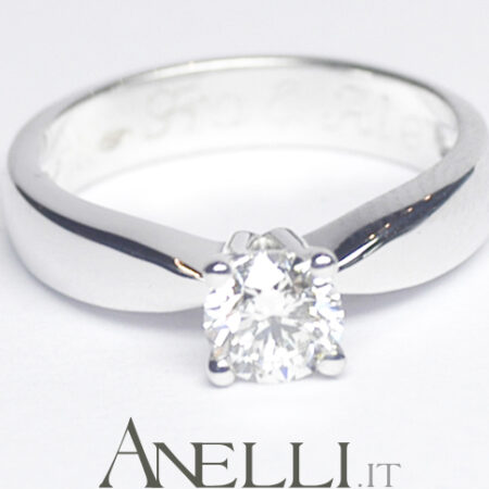 Solitaire Ring 0.45 Carats G-VVS1 GIA