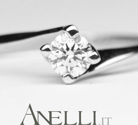 Engagement Ring 0.28 Carats E-VVS1 GIA