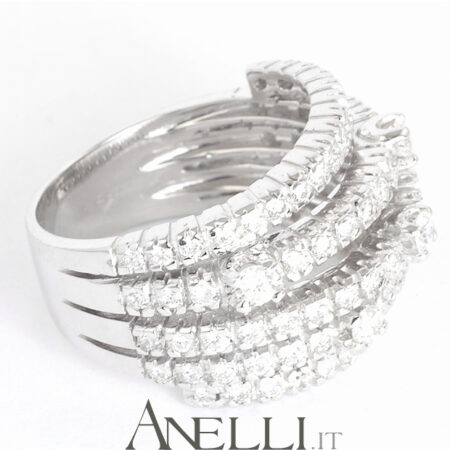 Anello con diamanti 2 ct.
