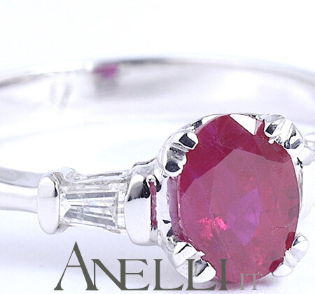 Anello con Rubino