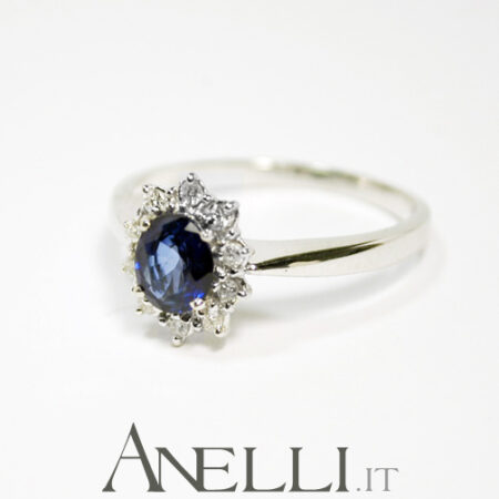 Anello con zaffiro naturale e diamanti