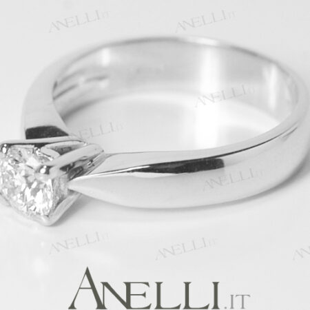 Engagement Ring 0.40 Carats E-IF GIA