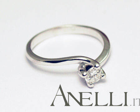 Solitaire Ring 0.20 Carats F-VS1 GIA