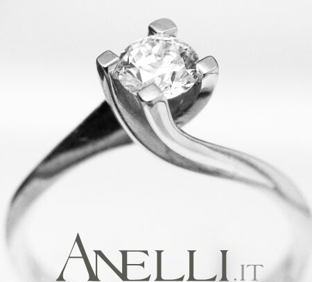 Solitaire Ring 0.45 Carats G-VS1