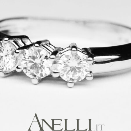 Anello Trilogy 0.75 carati Diamanti colore D purezza IF GIA