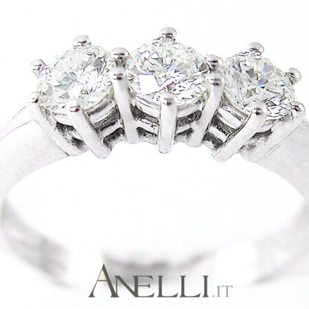 Anello Trilogy con Diamanti 0,78 carati (G-VS1)