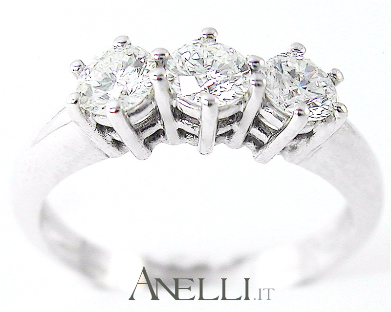Anello Trilogy con Diamanti 0,78 carati (G-VS1)