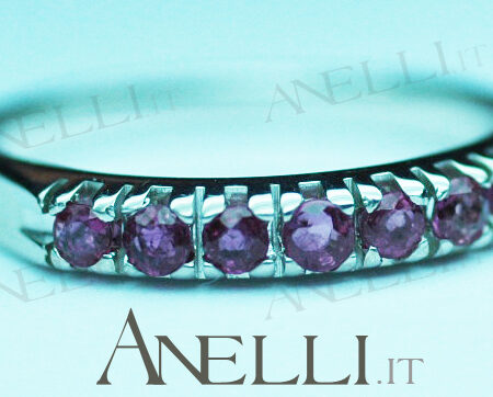 Fedina in oro bianco con Rubini