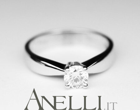 Engagement Ring 0.45 Carats H-VS2