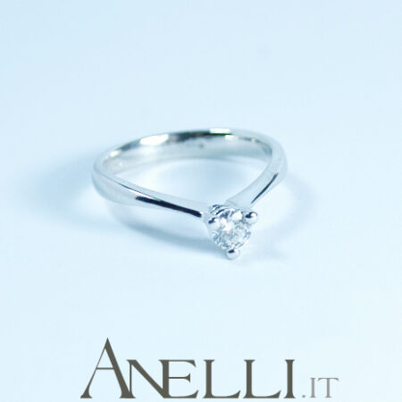 Solitaire Ring 0.30 Carats F-VVS1 GIA