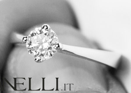 Engagement Ring 0.70 G-VS1 GIA