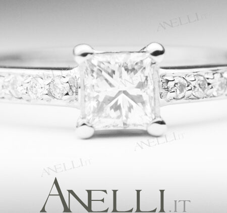 Princess cut Ring 0.40 Carats F-IF GIA
