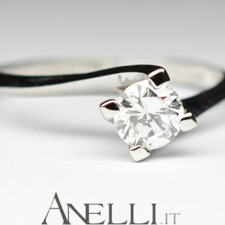 One Diamond Ring 0.35 Carats E-VS1 GIA