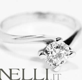 Solitario Valentino con Diamante da 0,75 carati (Colore F - Purezza VVS1)