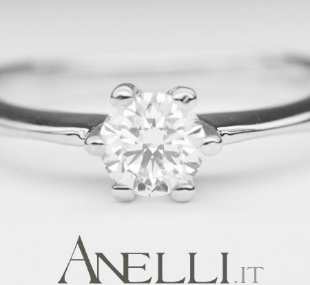 One Diamond Ring 0.45 Carats F-VS1