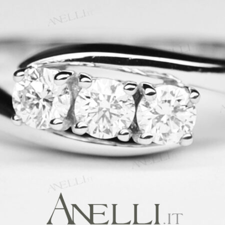 Trilogy 0.60 carati colore G purezza VVS1