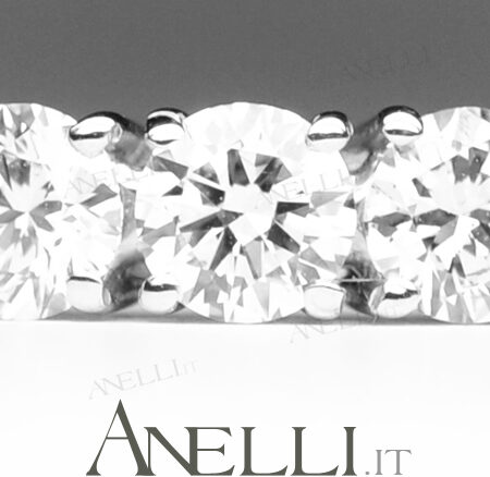 Trilogy di 1 Carato colore F purezza IF GIA