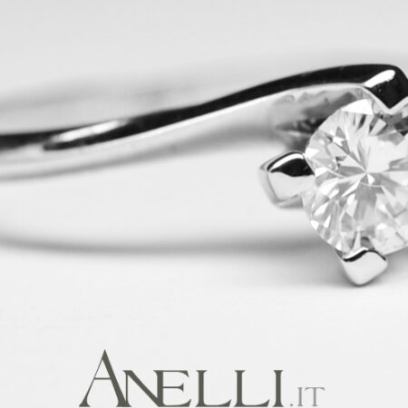 Engagement Ring 0.38 Carats E-VS1 GIA