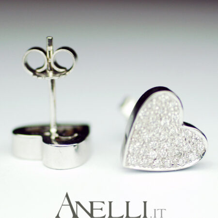 Orecchini con cuori a pavè di diamanti
