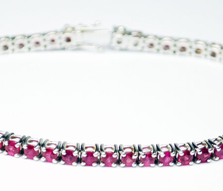 Tennis in oro bianco con Rubini